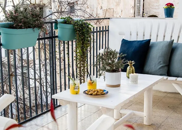 Bed & Breakfast Putignani 181 *